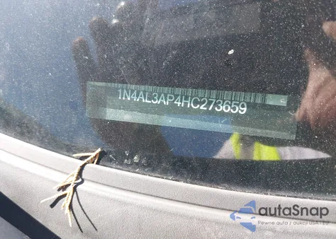 2017 Nissan Altima 2.5/S/Sv/Sl/Sr z USA, uszkodzony, nr VIN 1N4AL3AP4HC273659